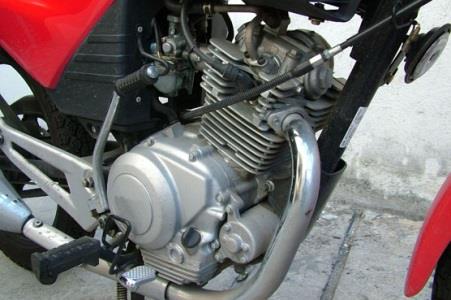 The engine shown in the figure is: