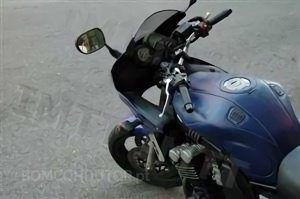 If the clutch lever has 7 to 8 mm of free play, what should be done?